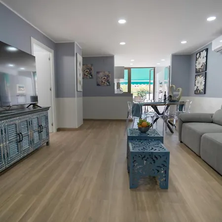 Terrazza Luxury Адехе